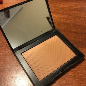 NARS Sunwashed Diffused Bronzer- Laguna
